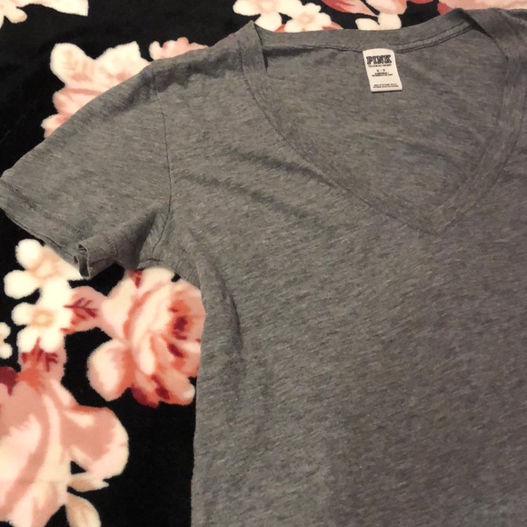 Victoria’s Secret PINK Tee Shirt - Picture 4 of 7
